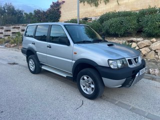Nissan Terrano II 2003