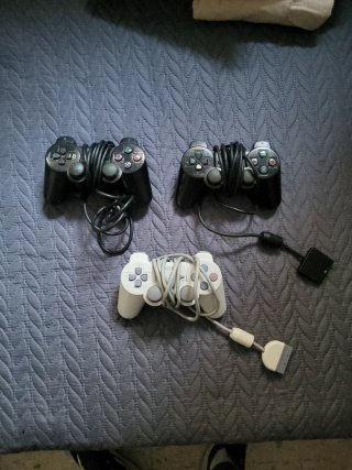 3 Mandos PlayStation (PS2)