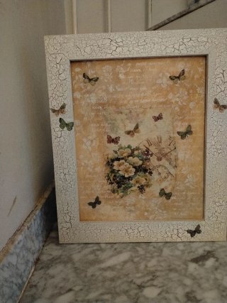 Cuadro Artesanal con Motivos de Mariposas