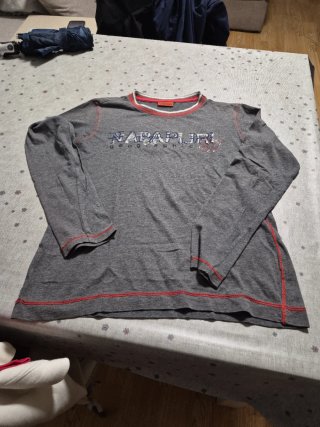 Camiseta Napapijri Gris,talla 12