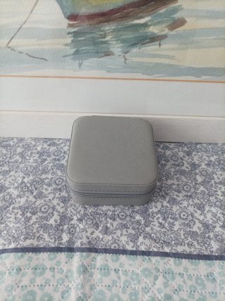 Joyero pequeño gris