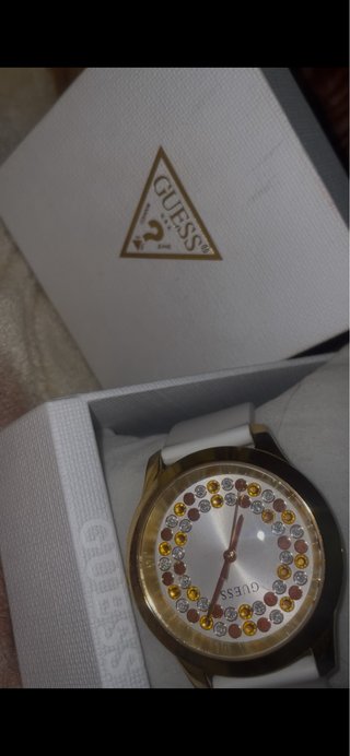 Reloj GUESS Dorado