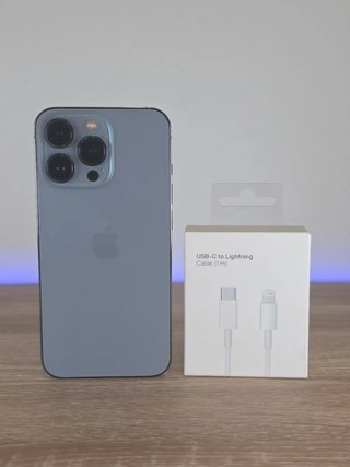 256GB iPhone 13 Pro 100%