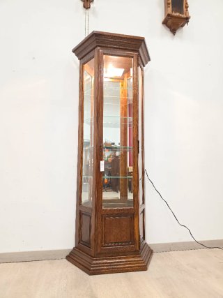 Vitrina Rústica de Madera y Cristal