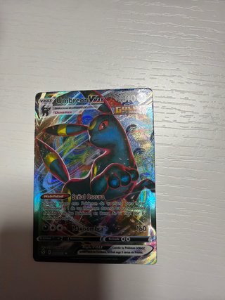 Carta Pokémon Umbreon VMAX