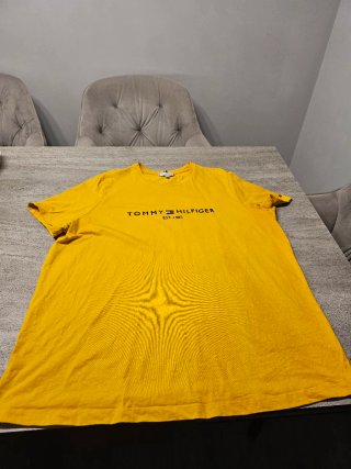 Camiseta Tommy Hilfiger Amarilla Talla M