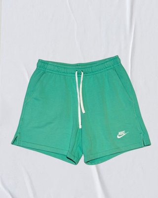 Nike Sportswear Shorts Verde Menta – Logo Bordado