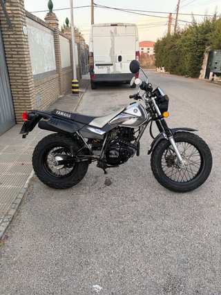 Yamaha TW200