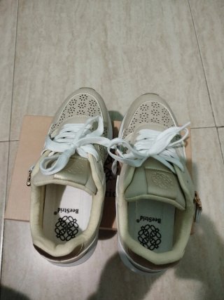Zapatillas Beestrid Beige