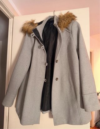 Chaqueta Premamá Gris con Capucha