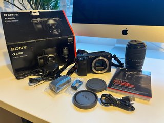 Cámara Sony A6400 con Objetivo 18-135mm