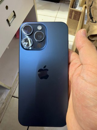iPhone 15 Pro Max Azul