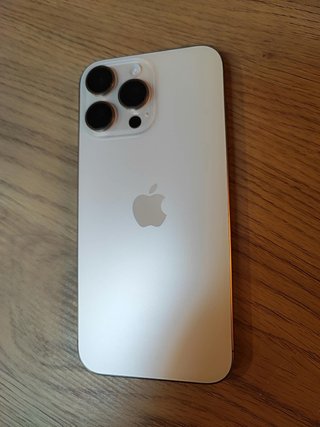 iPhone 16 Pro Max 256GB Dorado