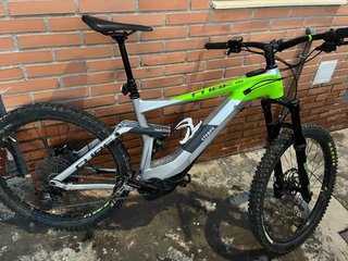 Bicicleta Eléctrica MTB Cube Stereo HPA