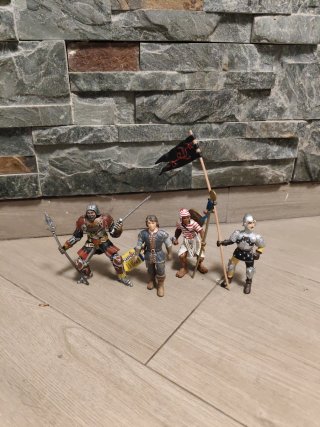 Figuras de Soldados y Príncipe , precio x ud