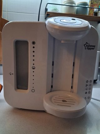 Máquina Preparadora de Biberones Tommee Tippee