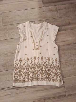 Camisa Blanca con Bordados
