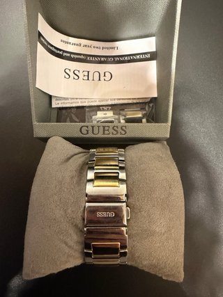 Reloj Guess bicolor