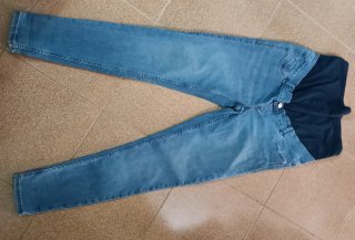 Pantalones Vaqueros Premamá,tres pantalones 15 eur