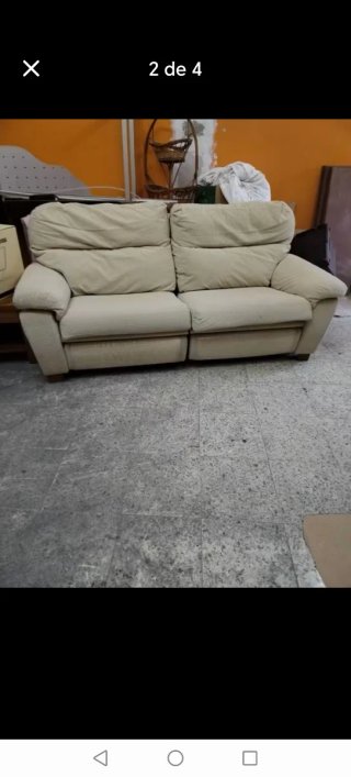 Sofá de dos plazas mesa se regala