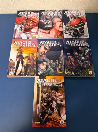 Ataque a los Titanes manga · Tomos 1–8 (falta 7)
