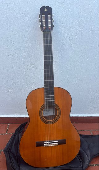 Guitarra Española Admira Paloma Precio negociable
