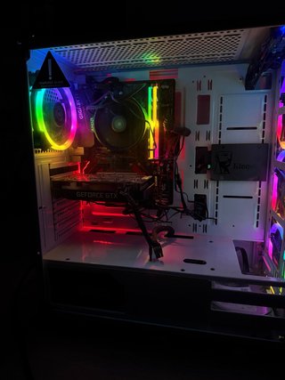 PC Gaming Ryzen 5 2600 + GTX 1650 + 16GB RGB