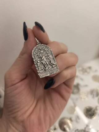 Colgante virgen Desatanudos plata de ley