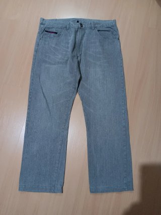Pantalón Vaquero Gris Talla 48