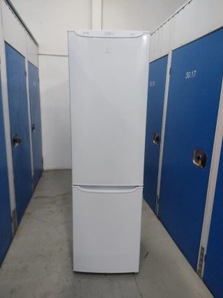 Nevera Indesit Blanca
