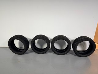 4 Neumáticos de Invierno 245/40 R19 98V XL