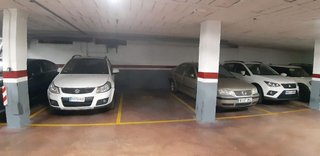Garaje en alquiler en Puerta Carmona-Puerta Osario-Amador de los Ríos en Sevilla
