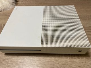 Xbox One S Bianca con Controller 1TB