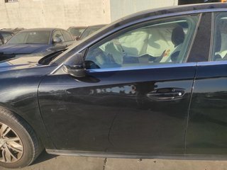 Puerta delantera izquierda Peugeot 508 II (F y_573
