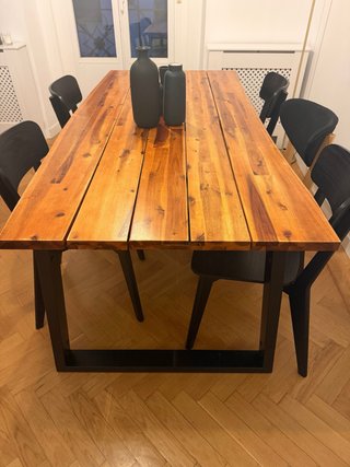 Mesa de Comedor de Madera
