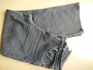Pantalón vaquero negro talla 44