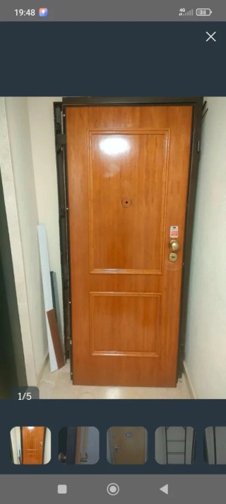Puerta de interior con marco