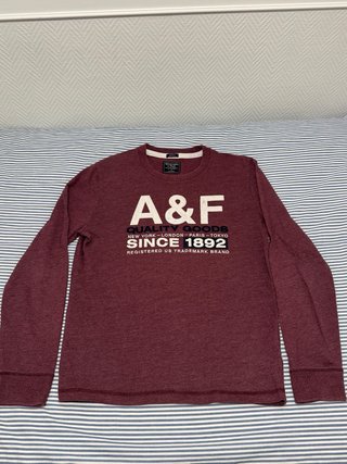 Jersey Talla S burdeos Abercrombie & Fitch