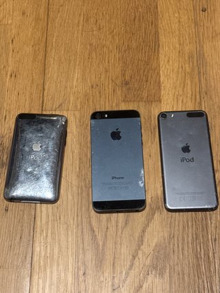 Lote 2 iPods y iPhone 5 para reparar