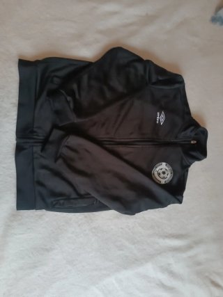 Chaqueta de deporte Umbro negra