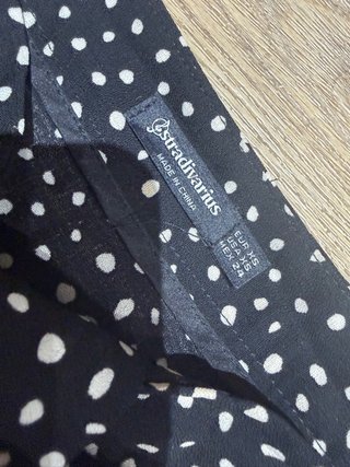 Falda de lunares Stradivarius XS