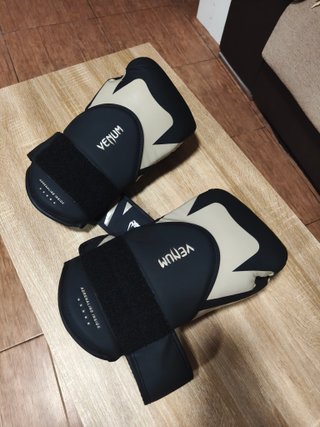 Venum Challenger 4.0 Guantes Boxeo Negro/Beige