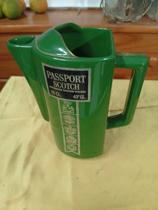 Jarra de Cerámica Passport Scotch