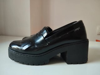 Mocasines Victoria Negros