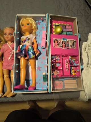 2 muñecas Nancy con Maleta de Accesorios