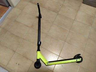 Patinete Freestyle Amarillo y Negro