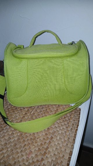 Neceser de Viaje Verde