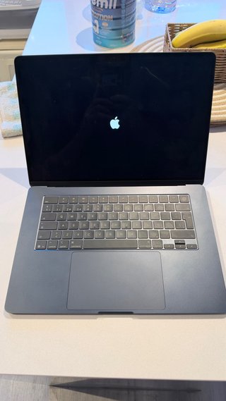 MacBook Air 15 M4 16GB/256GB