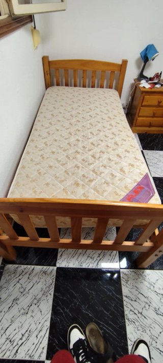 Cama de Madera de Pino 90cm