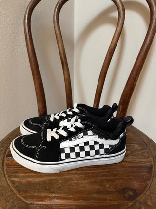 Zapatillas Vans Negras y Blancas